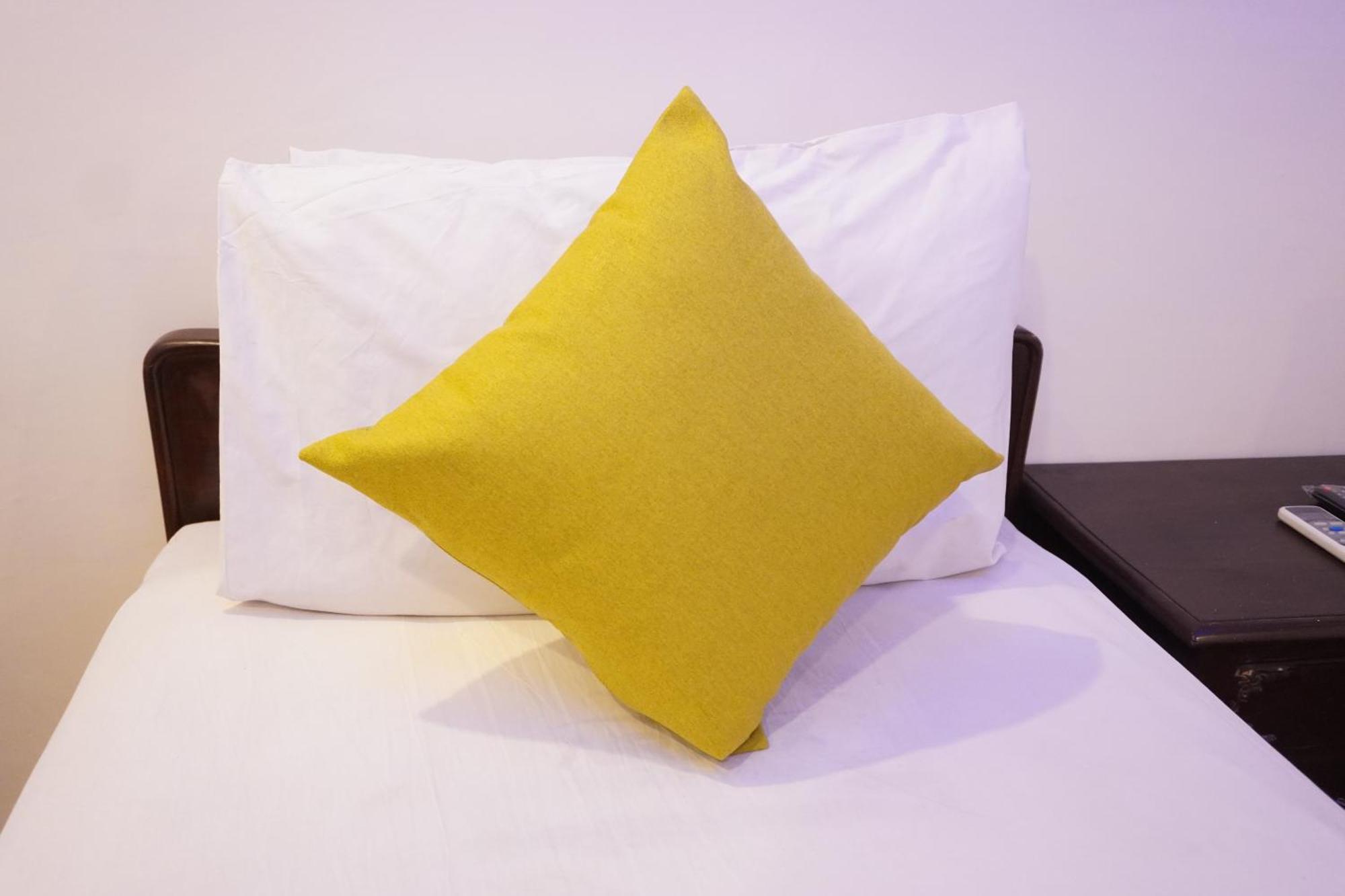 National Hotel Lahaur Zewnętrze zdjęcie