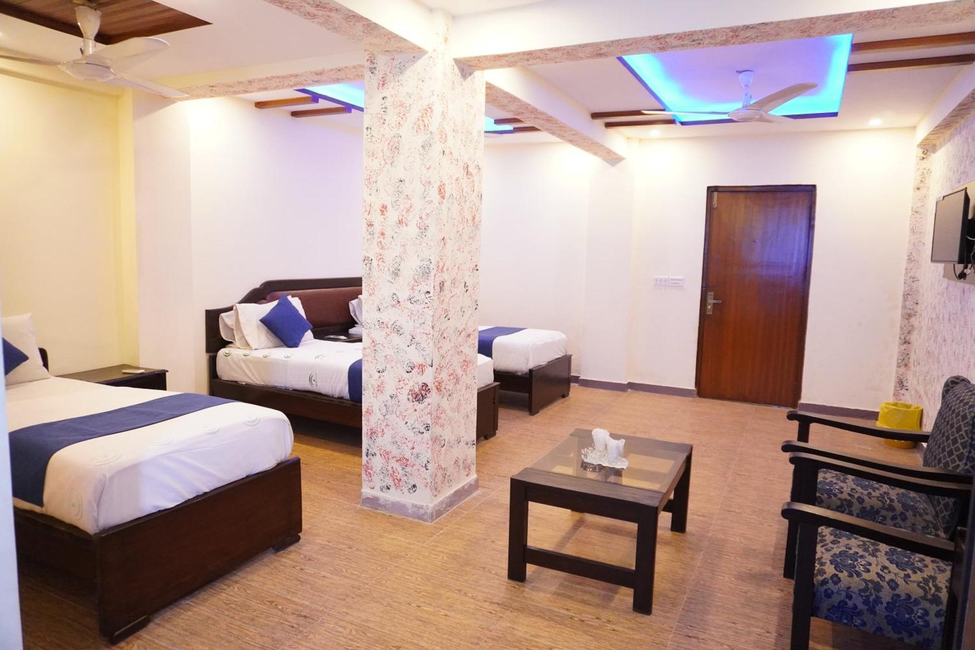 National Hotel Lahaur Zewnętrze zdjęcie