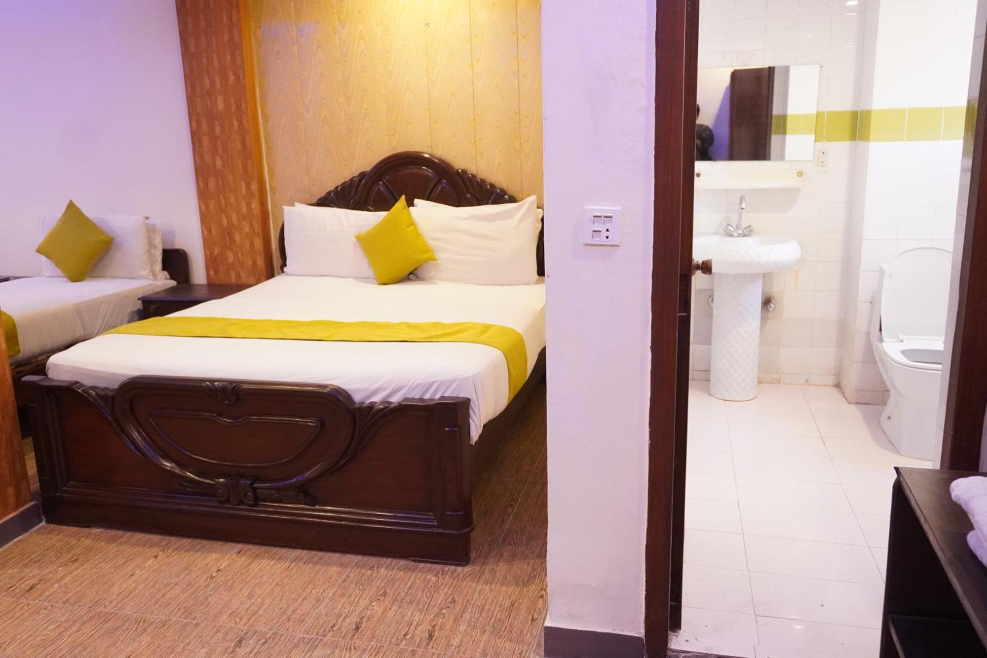 National Hotel Lahaur Zewnętrze zdjęcie