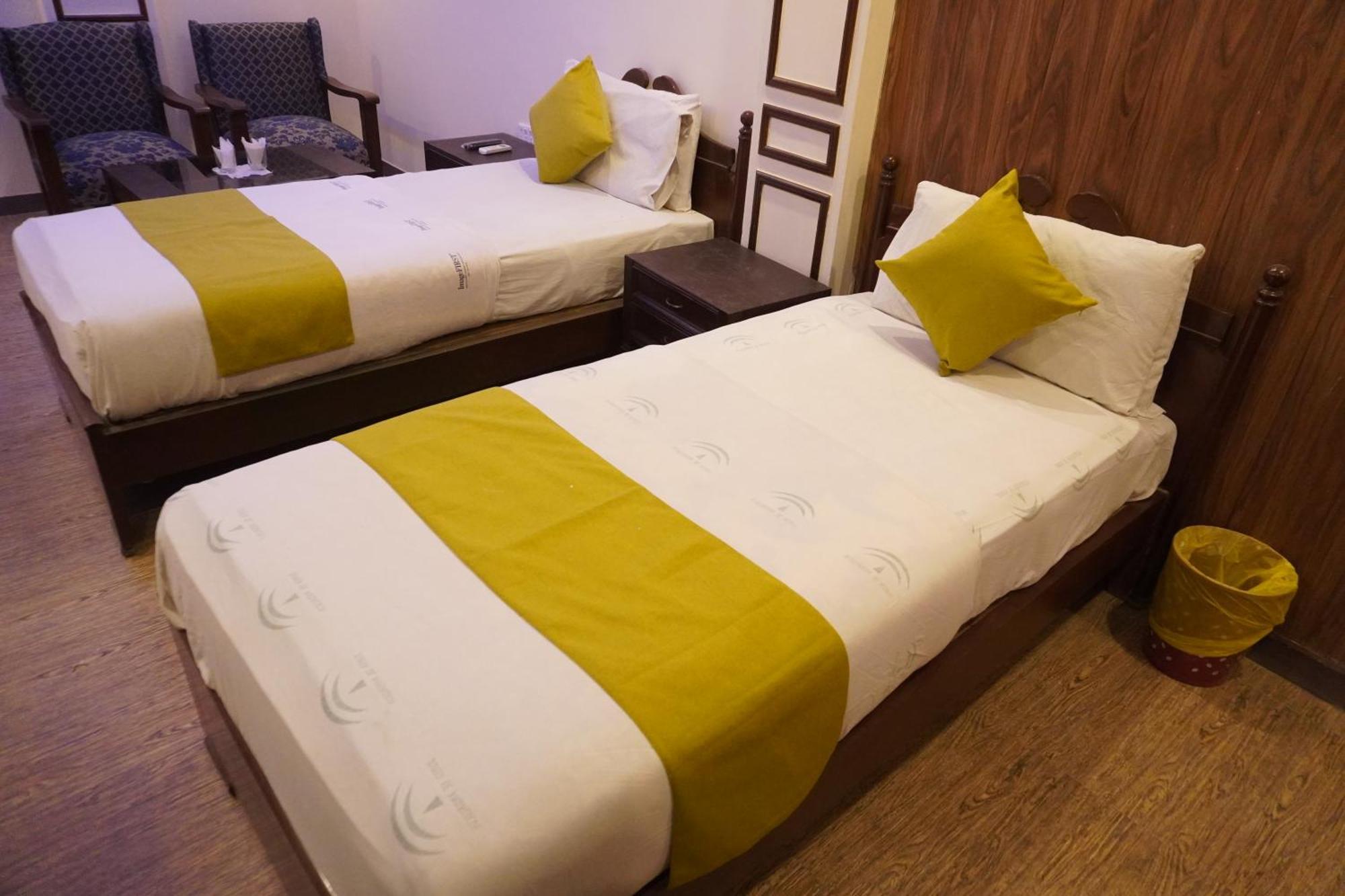 National Hotel Lahaur Zewnętrze zdjęcie